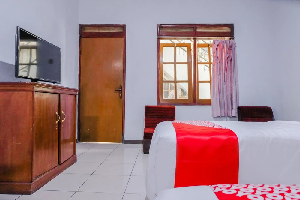 Hotel O Arjosari Near Plaza Araya Formerly Hotel Nugraha