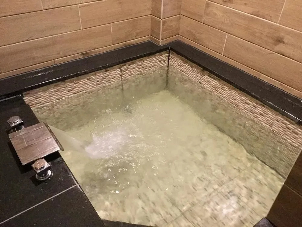 Spoon Hotspring Hotel
