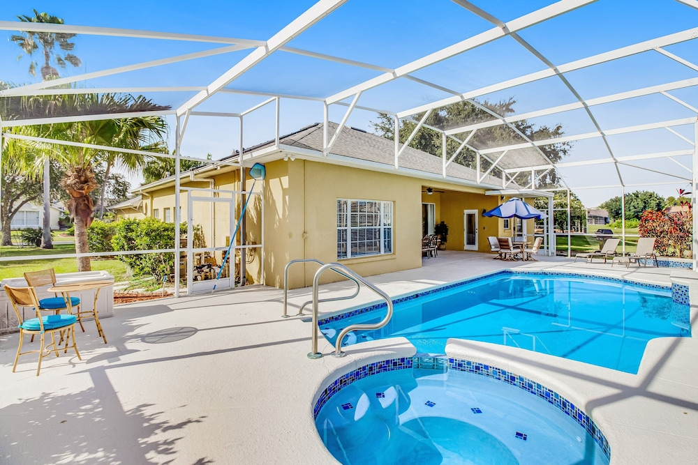 Dog-friendly Home w/ Private Pool, High-speed Wifi, and Central AC