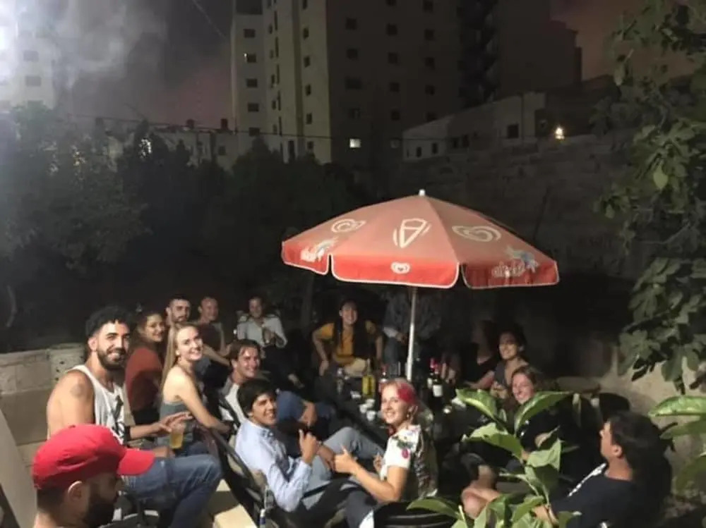 Hommus Hostel