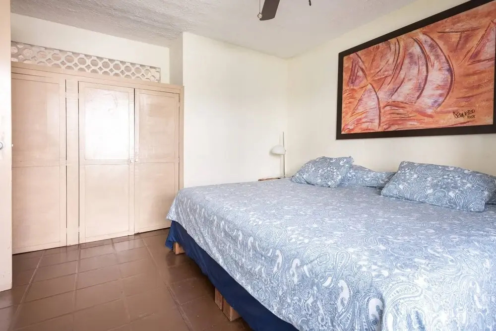 Marina 48 Condominium, 5 Person Apartment, Pool, 247 Security, Parking Area