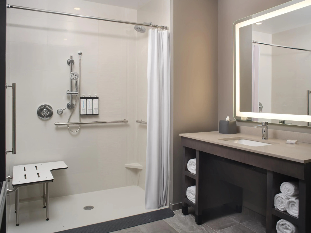 Hyatt House Schenectady / Mohawk Harbor