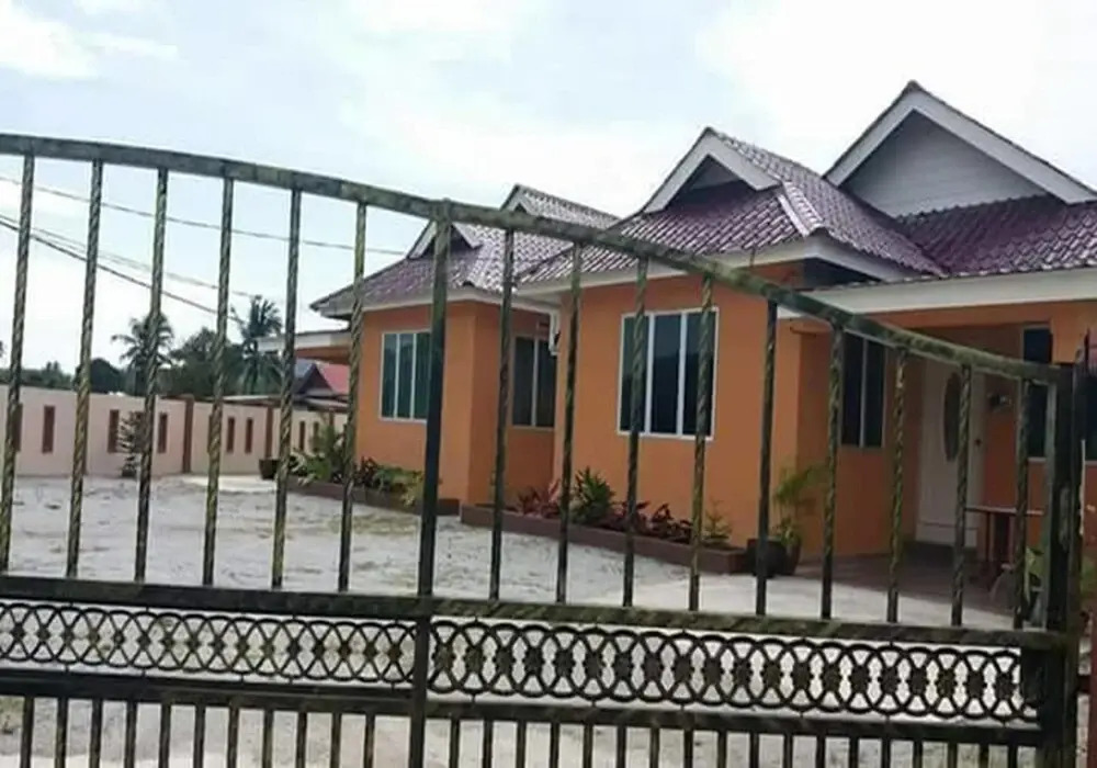 ZEN Rooms Villa Bunga Padi