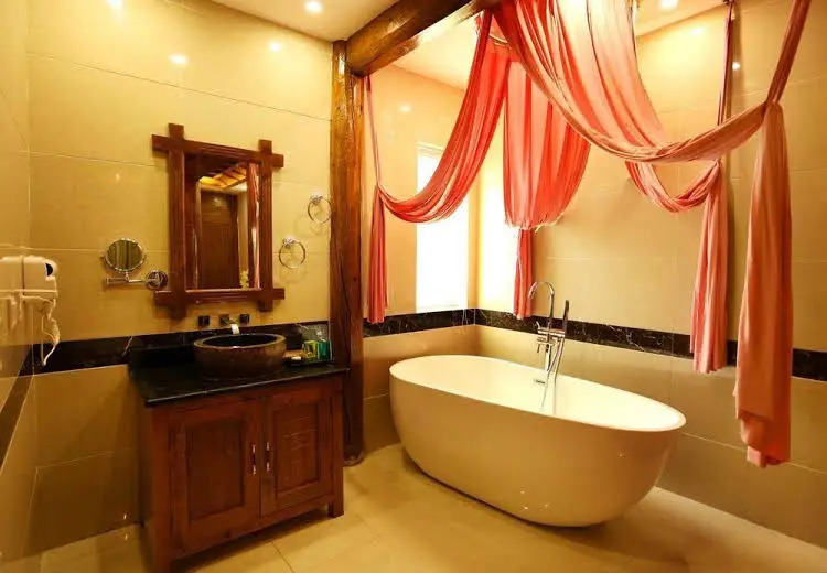 Lijiang Nagelan Inn