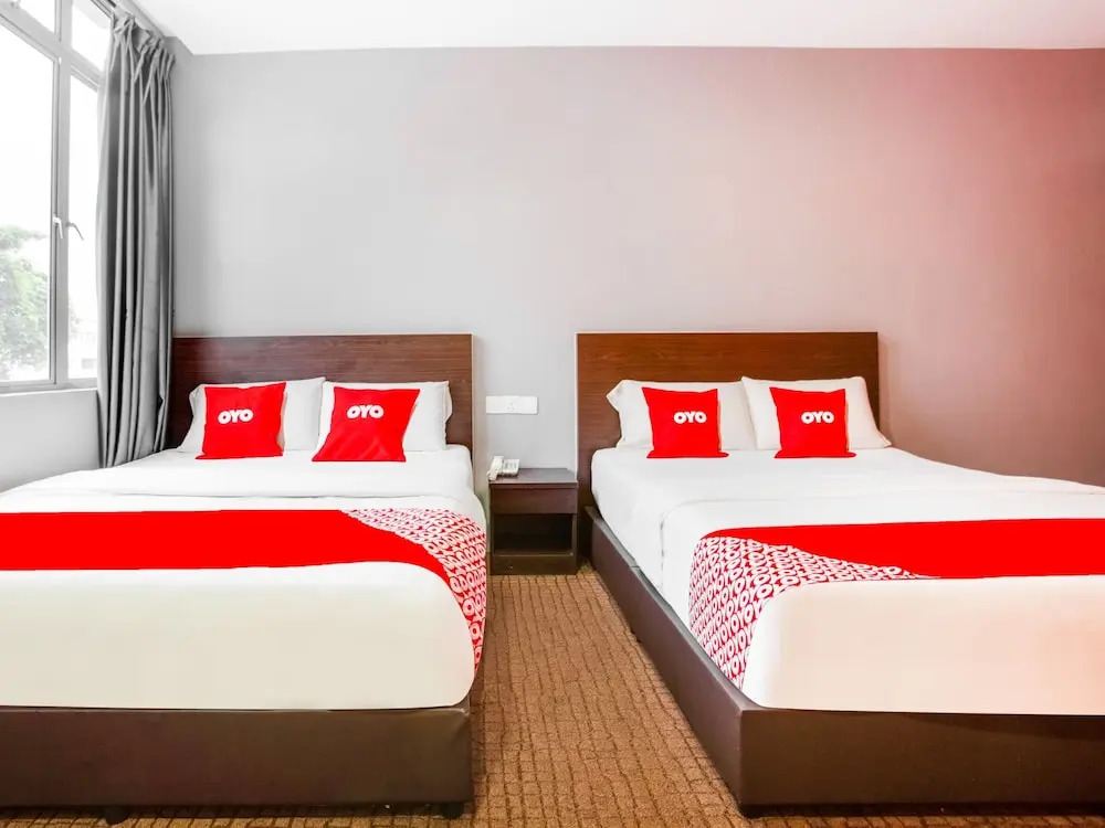P Line Hotel