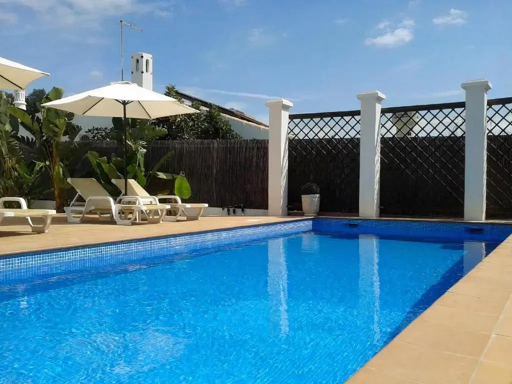 Villa 81 great spot Oura beach, Albufeira