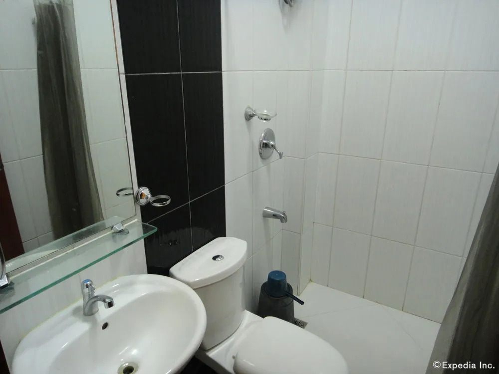 Aquari Travellers Inn