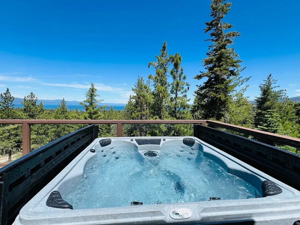 Hch1475 - Heavenly Lake View Retreat 5 Bedroom Home