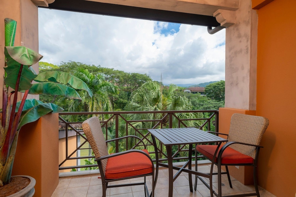 Veranda 4C 3 bdr Golf Course View in Los Suenos