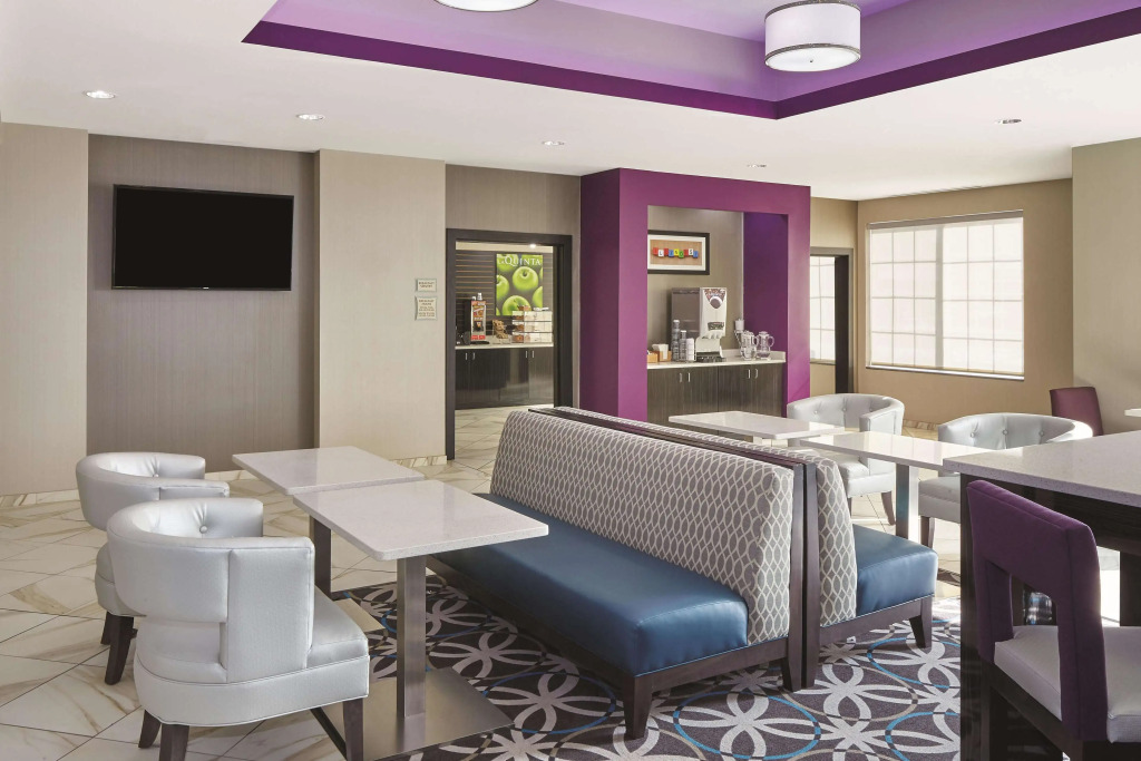 La Quinta by Wyndham Springfield IL