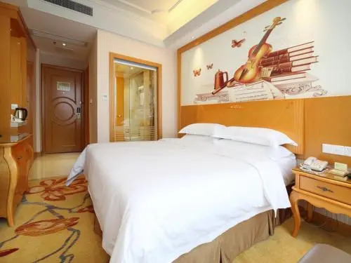 Vienna International Hotel Guangzhou Changlong Qifu Xincun