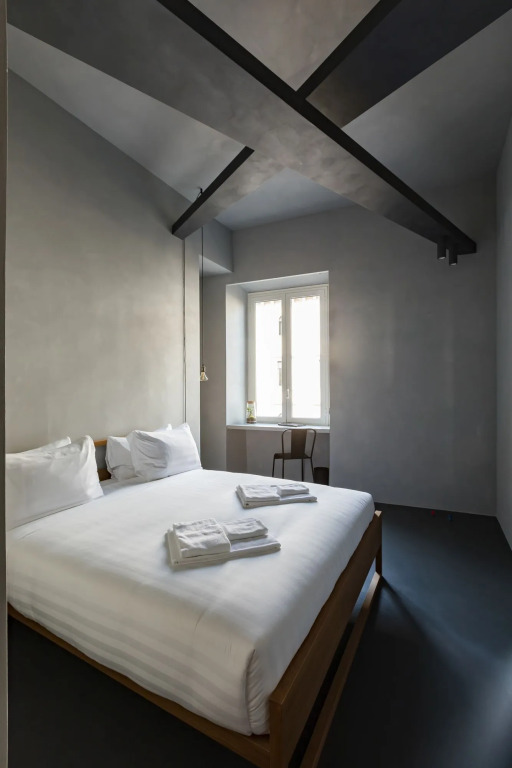 Pietra - The Italian Stay Collection