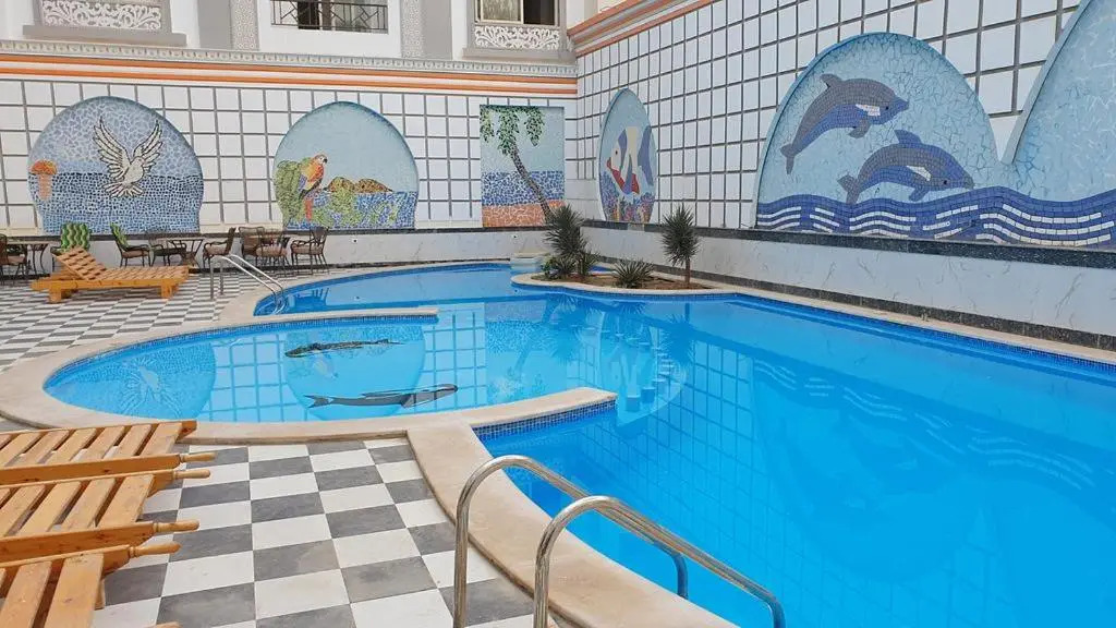 Apartmen with pool in Sheraton plaza Marina 301