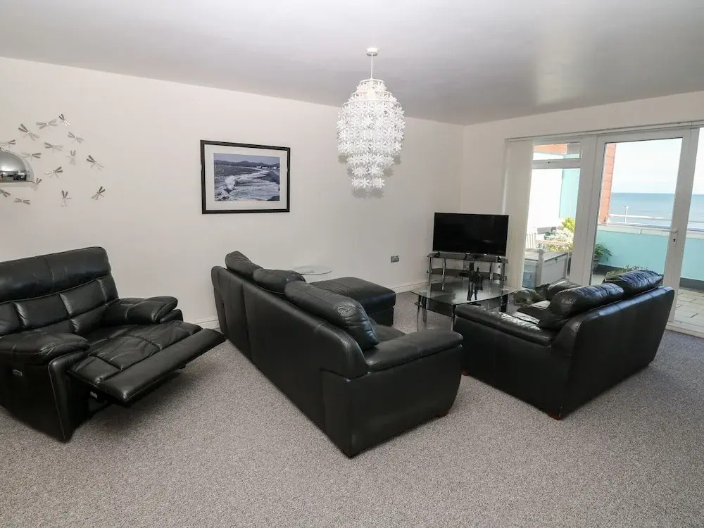 Sea View Apartment