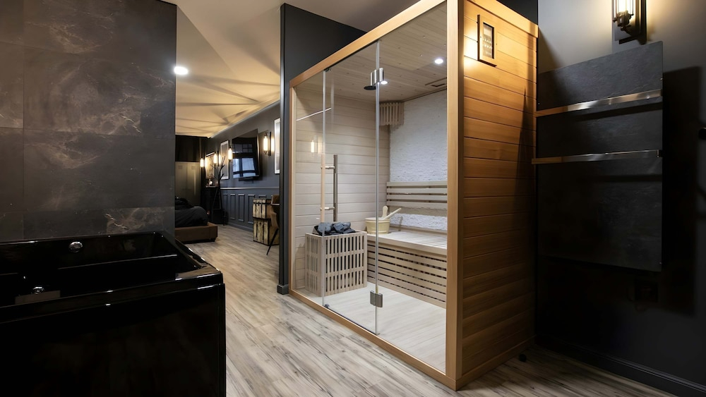 La Suite des Arcades Grand Place Sauna et Balneo