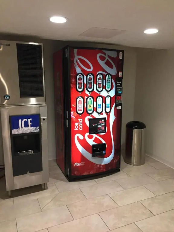 Ivy Court Inn and Suites