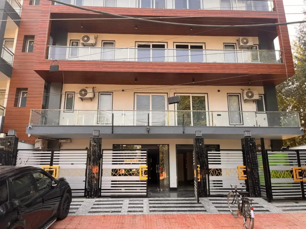 The Palm Studio