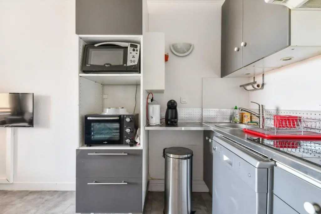 Charming studio with parking 2 minutes from the sea in La Ciotat - Welkeys
