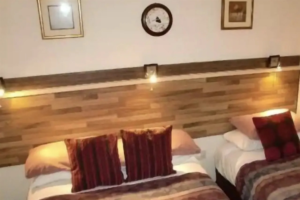 The Moores Hotel