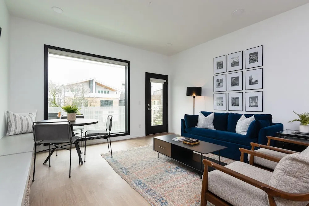 Lllume Posh Gulch View Penthouse Nash.pad 2 Bedroom Condo