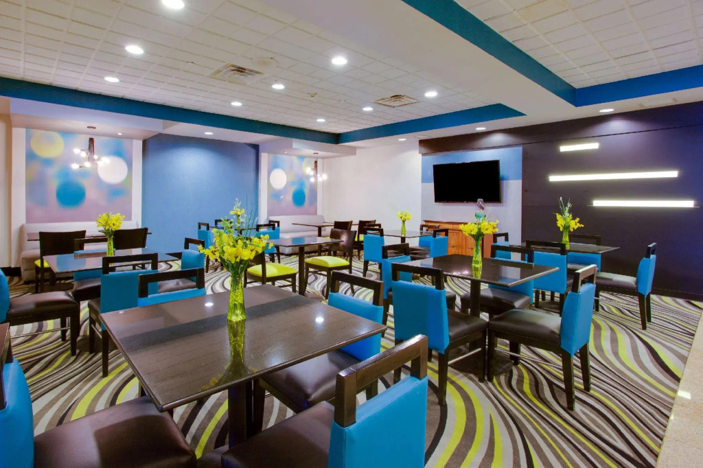 Fairfield Inn & Suites by Marriott Virginia Beach/Norfolk Airport