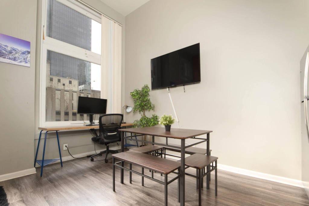 Downtown Denver Loft Style 2BR Apartment