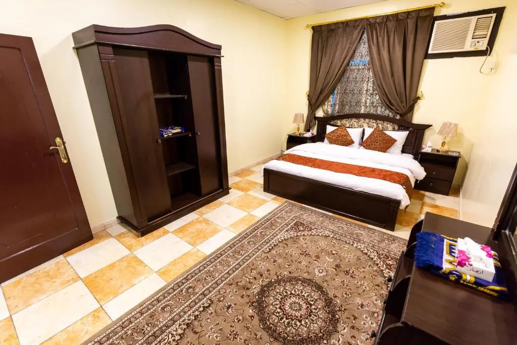 فرع شركه مجموعه العييري التجاريه المحدوده - AlEairy Serviced Apartment Company