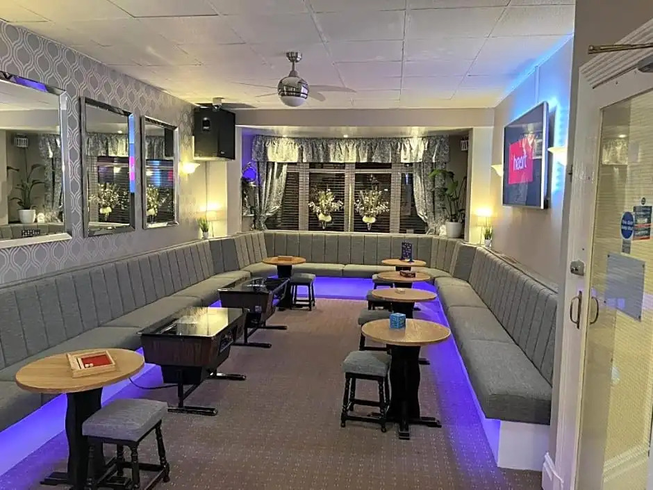 Clifton Private Hotel