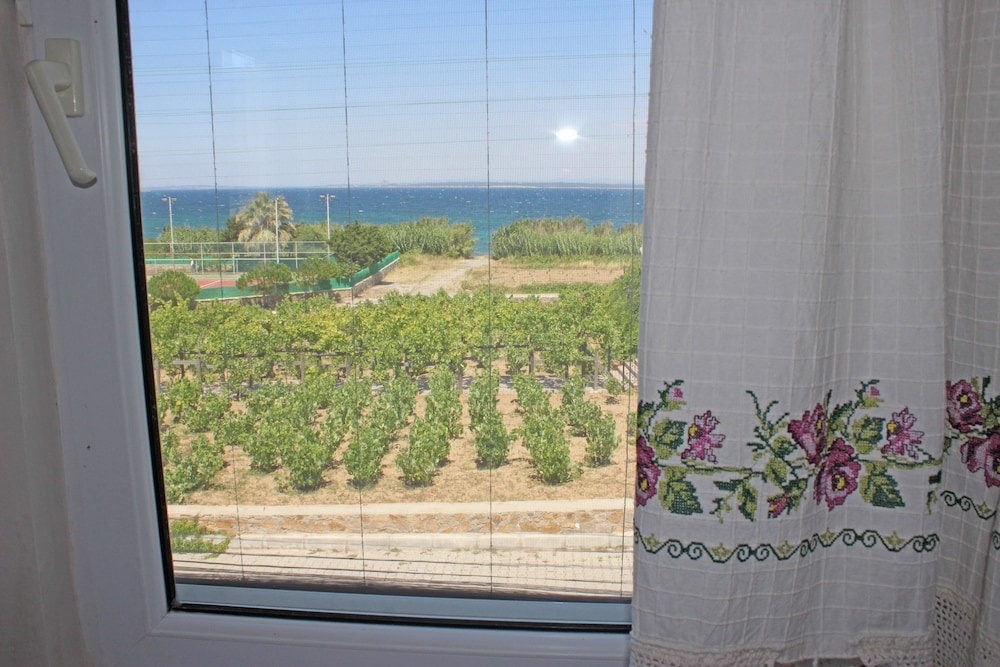 Ahinos Butik Hotel