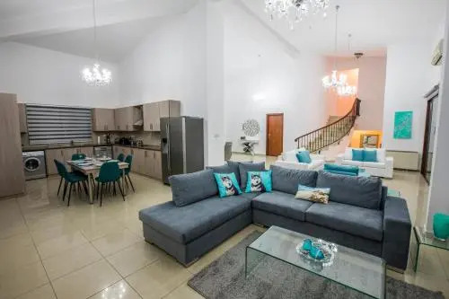Hills View Villa