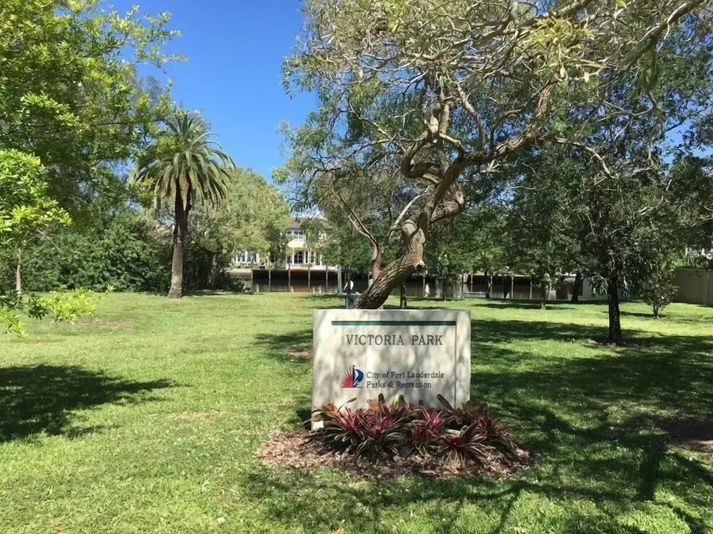 Walk To Las Olas Blvd-heated Private Pool/hot Tub 2 Bedroom Home by Redawning