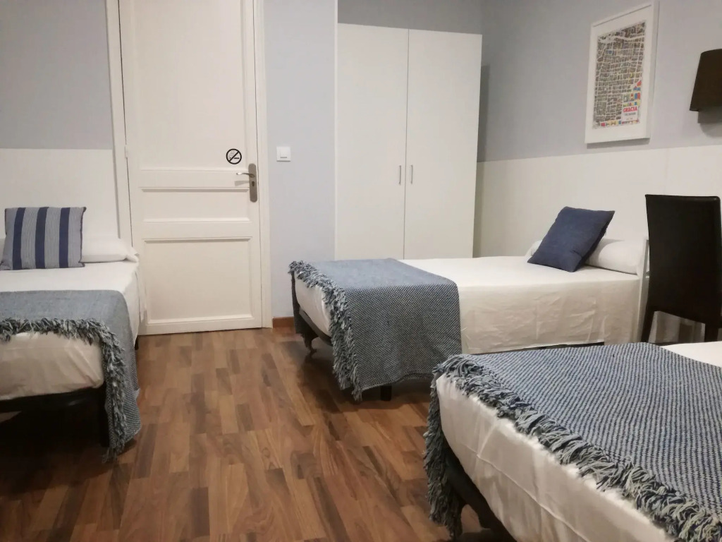 Hostal Lesseps
