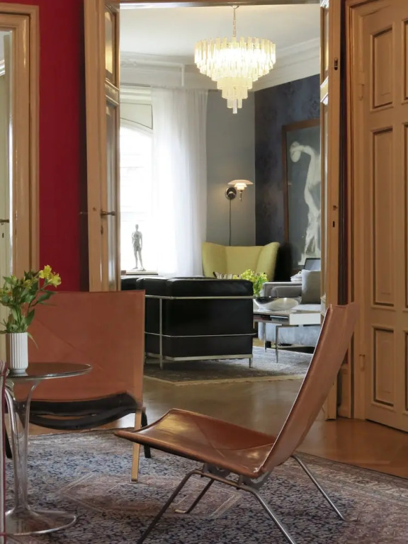 Apartment close to Marble Church 1290-1