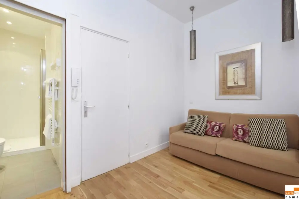 S02199 - Pretty Studio for 2 People in the Heart of the Montorgueil Neighborhood
