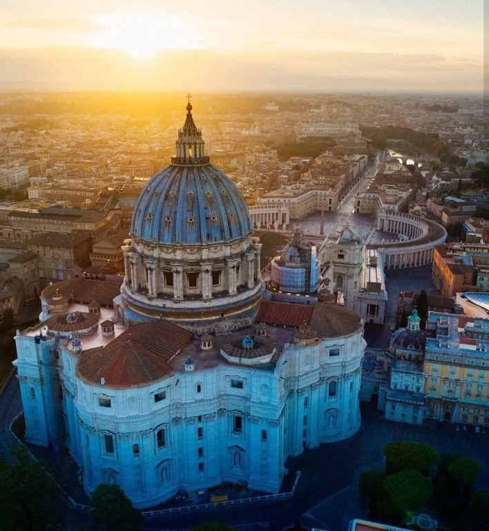 Vatican Mays house