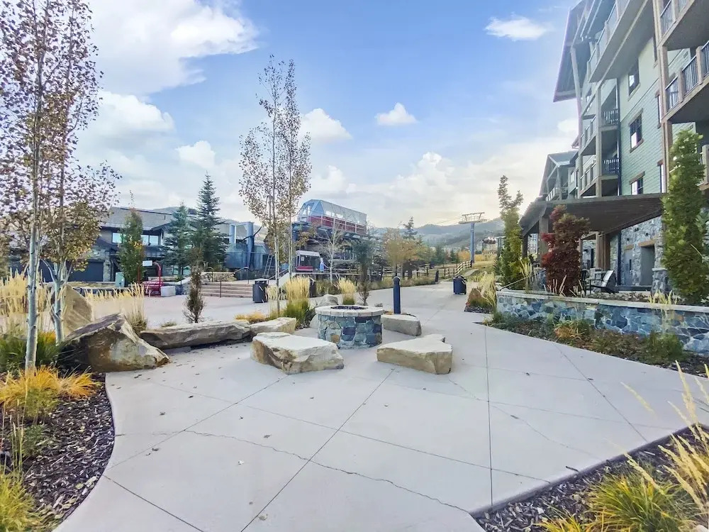 4202 Modern Vibe At Fairway Springs 3 Bedroom Home