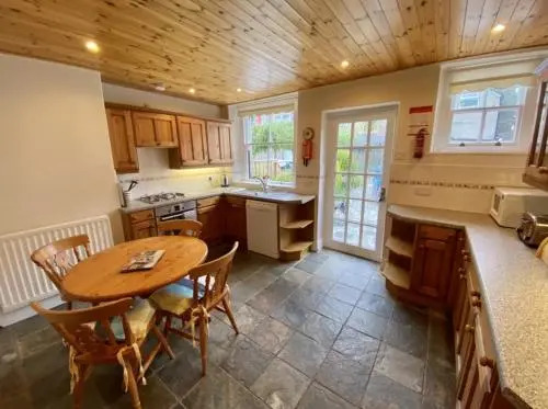 1 Catherine Cottages