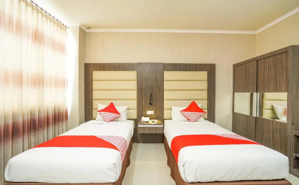 Maumu Hotel & Lounge