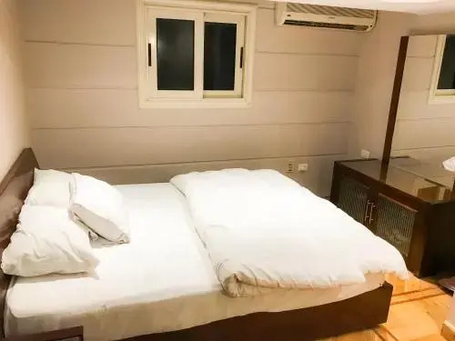 Tohfa Luxury Apartment