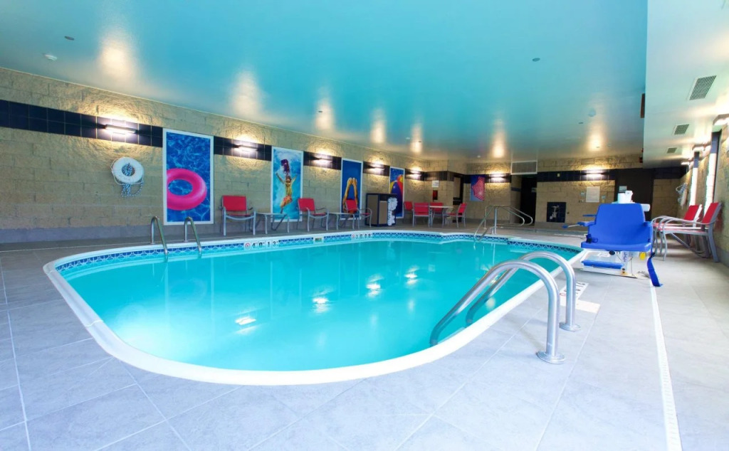 Holiday Inn Express Fargo - West Acres by IHG