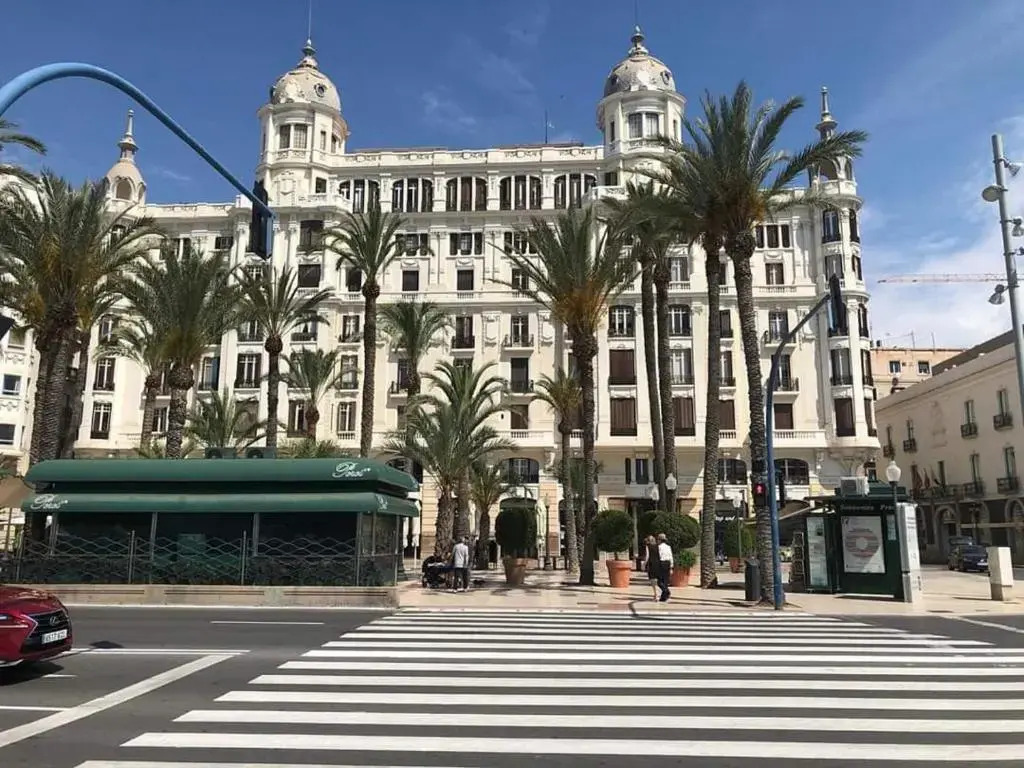 Apartamento Casaturis En El Corazon De Alicante A118