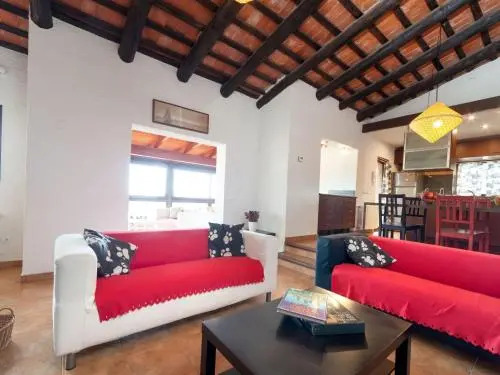 Holiday Home Mas Ambros 01