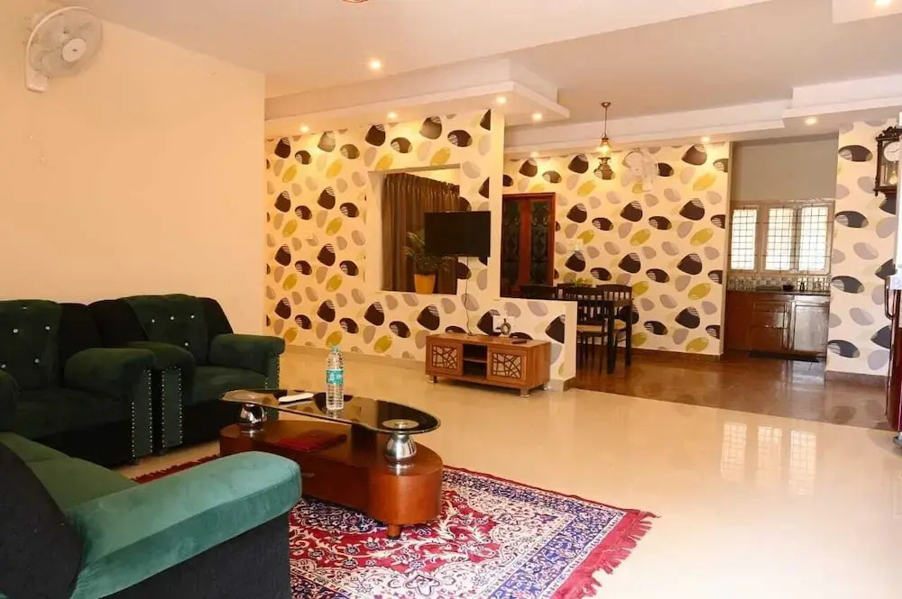 Urban Stay Adams Service Apartment