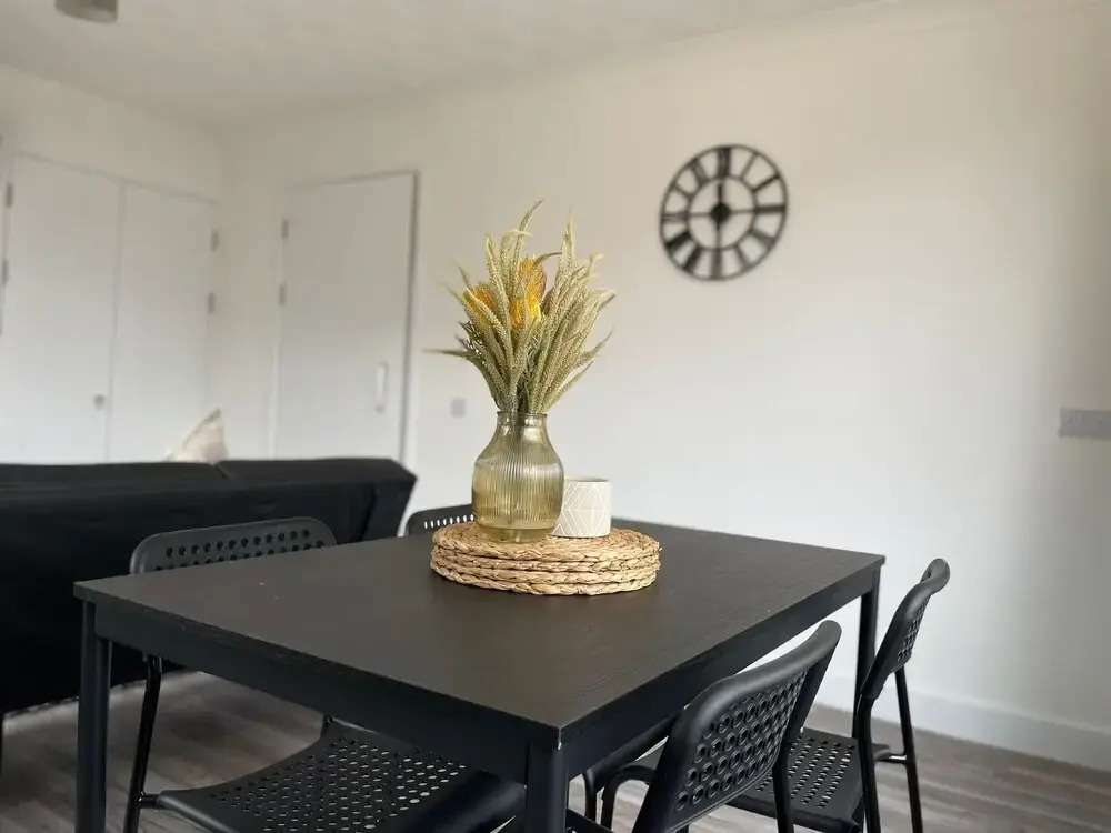 Gerrard Grove is Lovely 2-bed Bungalow in Clacton