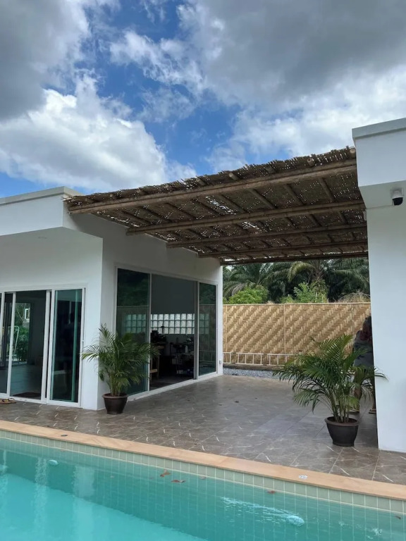Baan ton mai 2 Bedrooms 400 m From the Beach