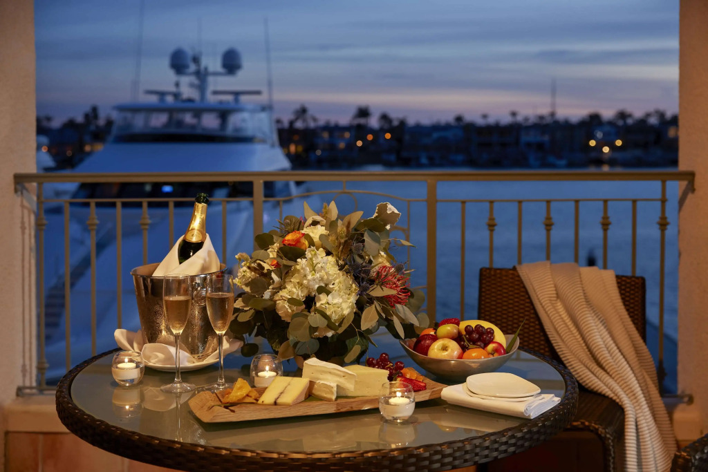 Balboa Bay Resort
