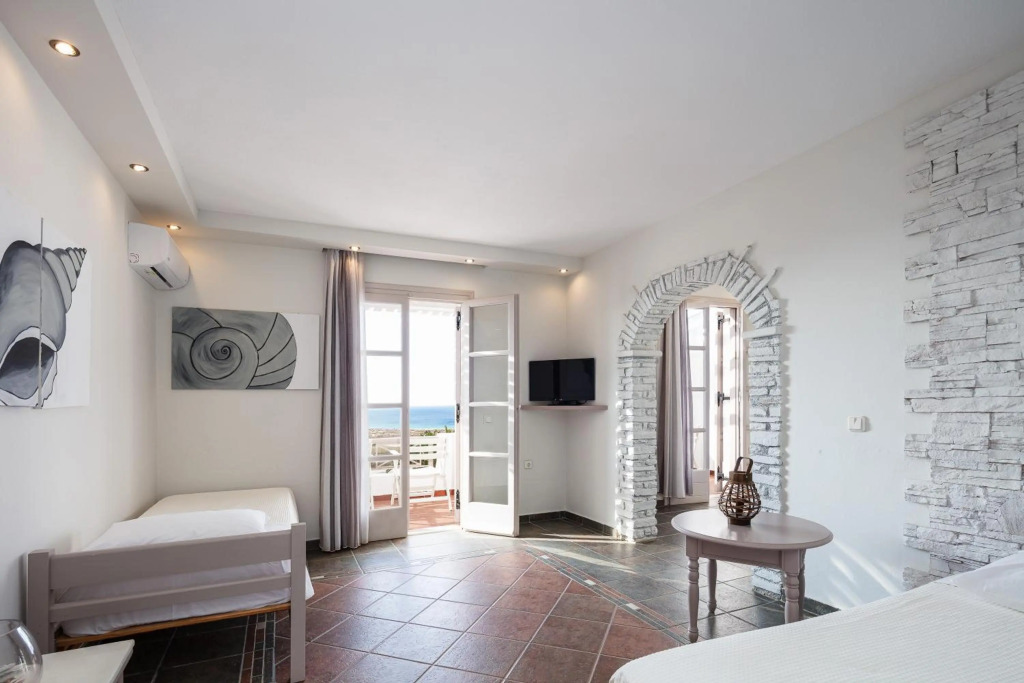 Kavuras Village Hotel & Suites
