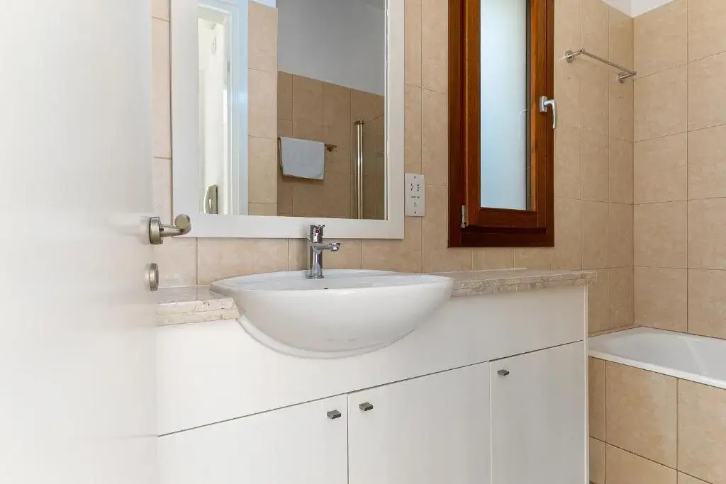 2 bedroom Villa Proteus with private pool, Aphrodite Hills Resort