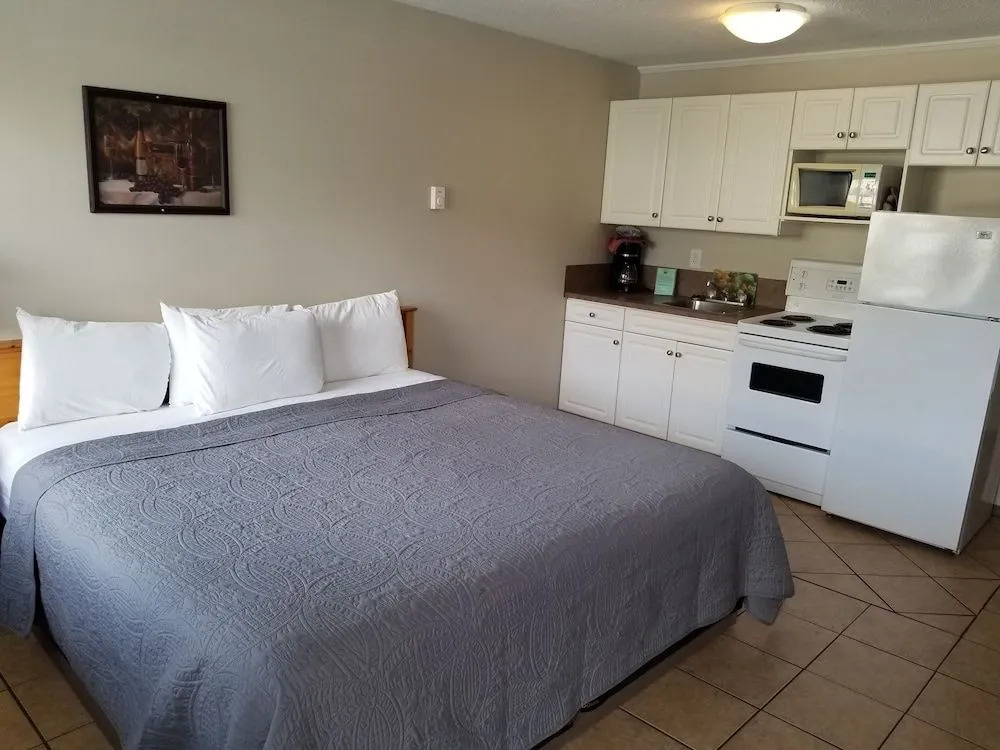 Osoyoos Lakeview Inn & Suites
