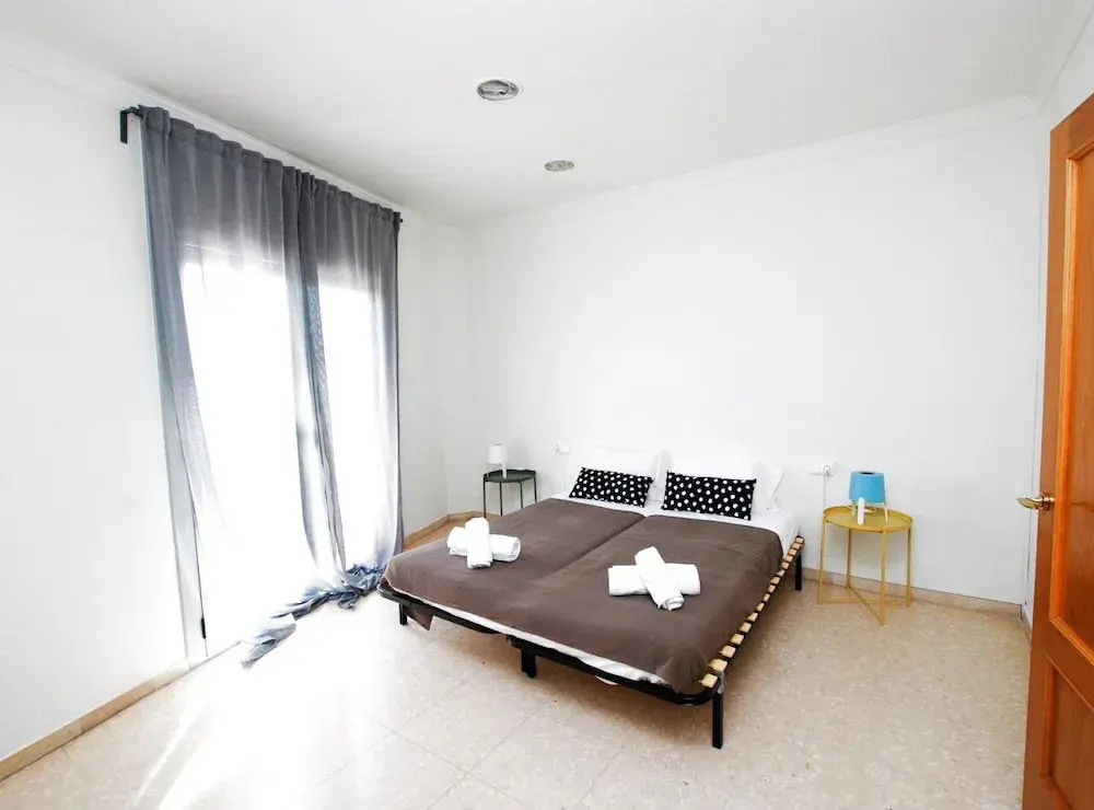 La casa del Pi · La casa del Pi · House in the city, next to Barcelona and beach